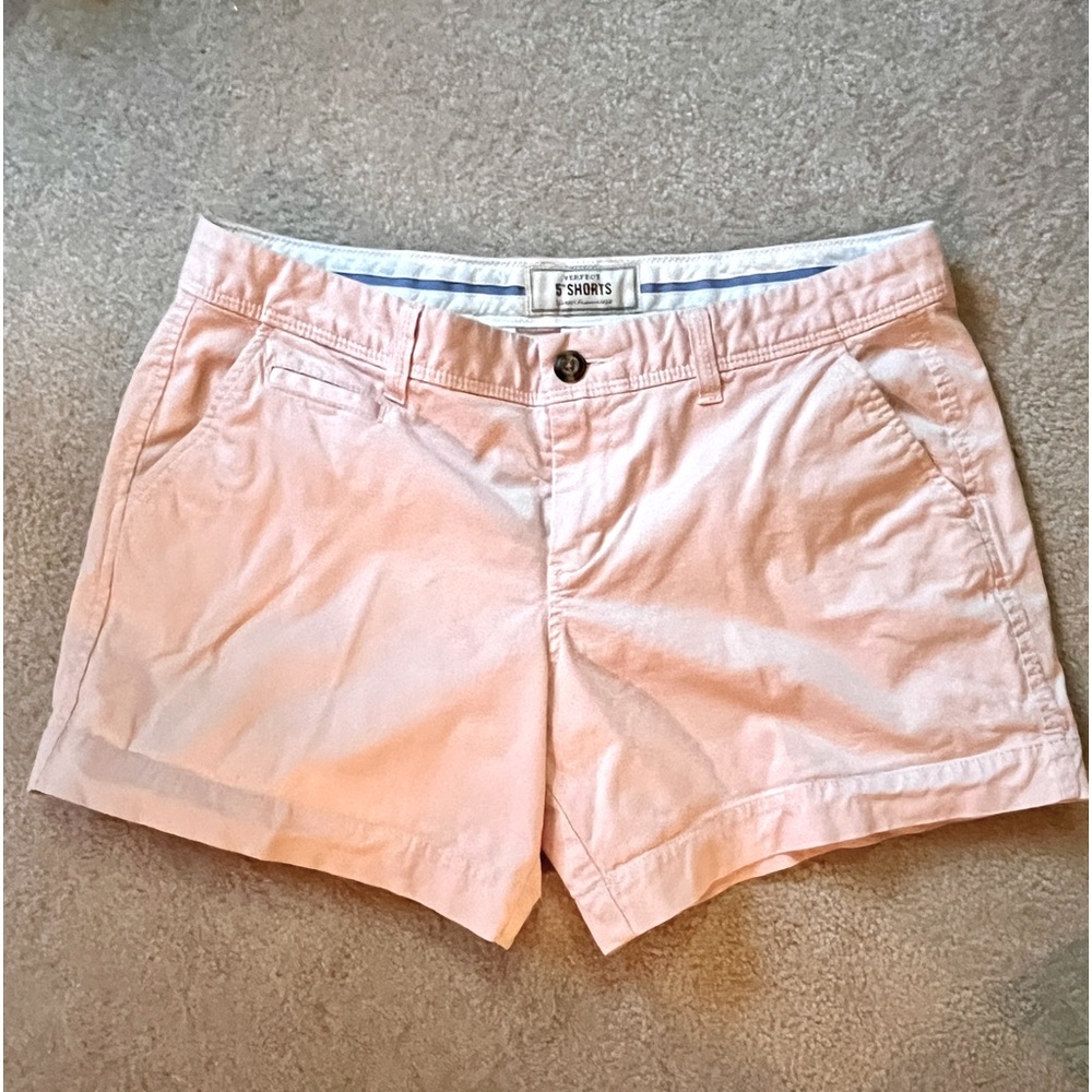 Women’s Old Navy ‘Favorite Khakis’ shorts/ size12 in good used condition